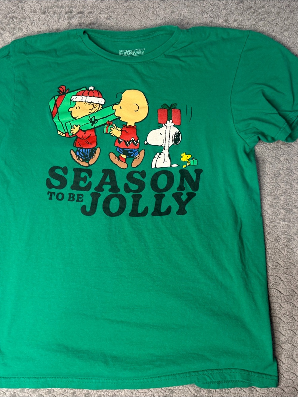 Peanuts Green 'Season to Be Jolly' Holiday Graphic Tee